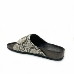 KENDALL + KYLIE BRAY NATURAL SLIDES