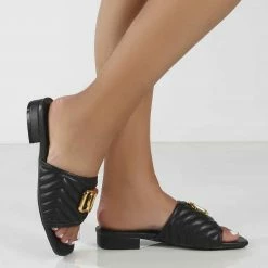 Como Store PUBLIC DESIRE HARRIE BLACK PADDED METAL DETAIL SLIDE