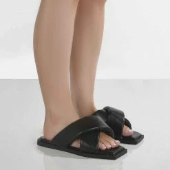 Como Store PUBLIC DESIRE SHATTER WIDE FIT BLACK SLIDE