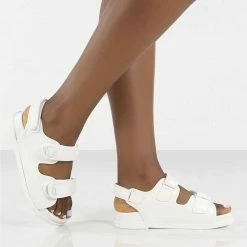 Como Store PUBLIC DESIRE DESTINATION WHITE SANDAL