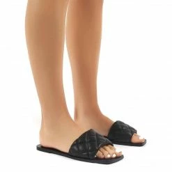 Como Store PUBLIC DESIRE CLOUD BLACK SLIDE