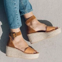 SOLUDOS PALERMO PLATFROM WEDGE WALNUT