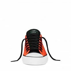 CONVERSE MY VAN IS ON FIRE