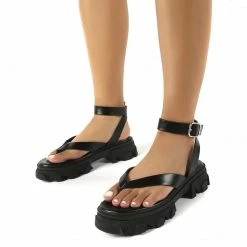 PUBLIC DESIRE DEPUTY BLACK CHUNKY SOLE SANDAL
