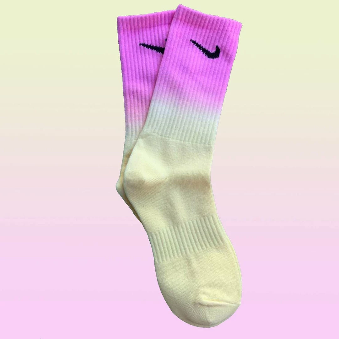 Como Store Women NIKE OMBRE SOCKS PINK YELLOW