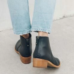 SOLUDOS VENETIAN BOOTIE BLACK LEATHER