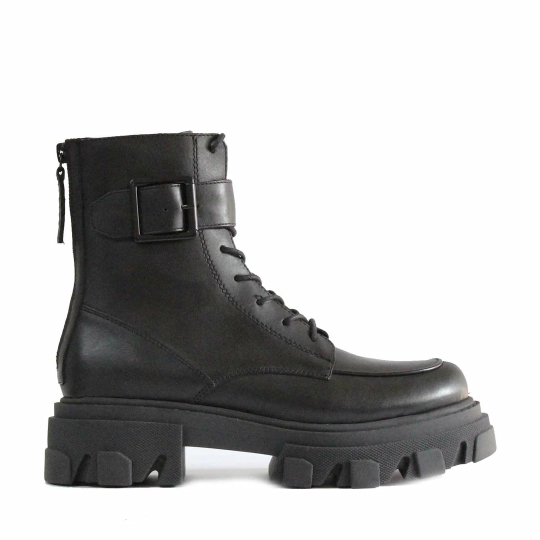 STUDIO ITALIA CHUNKY ANKLE BOOTS