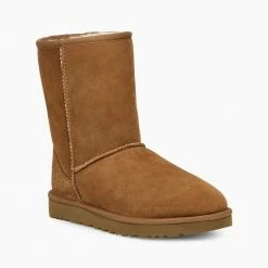 UGG AUSTRALIA CLASSIC SHORT CHESTNUT